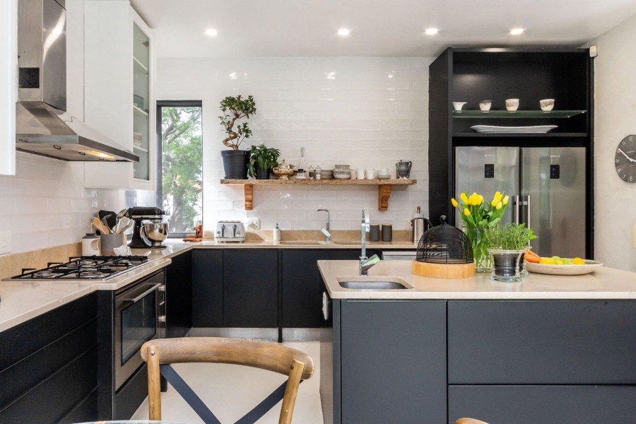 To Let 3 Bedroom Property for Rent in Fresnaye Western Cape